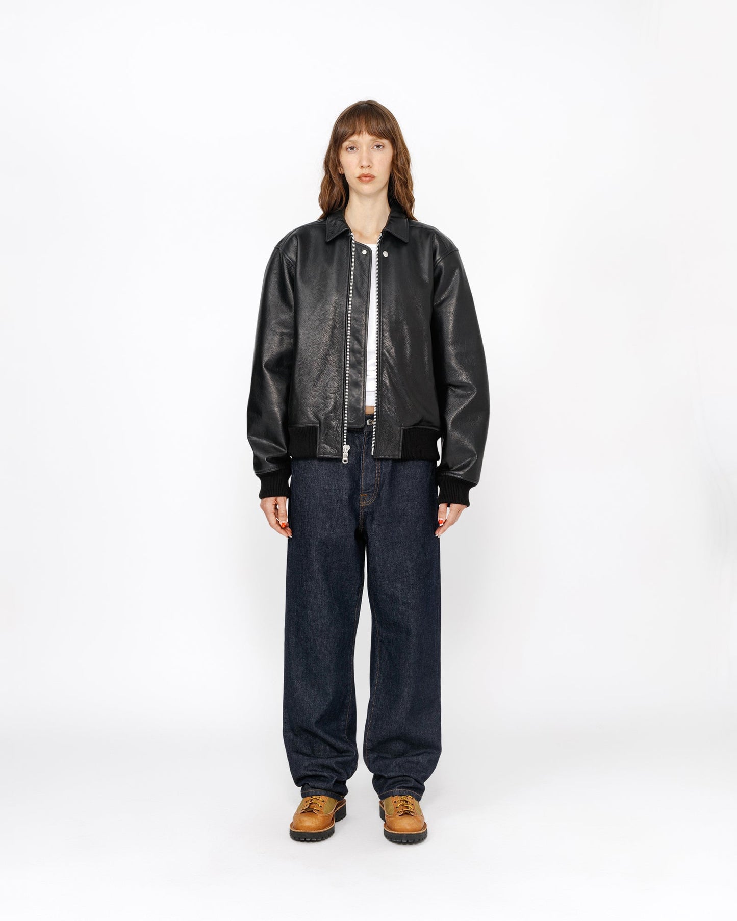 NOUVEAU JEAN CLASSIQUE EN DENIM