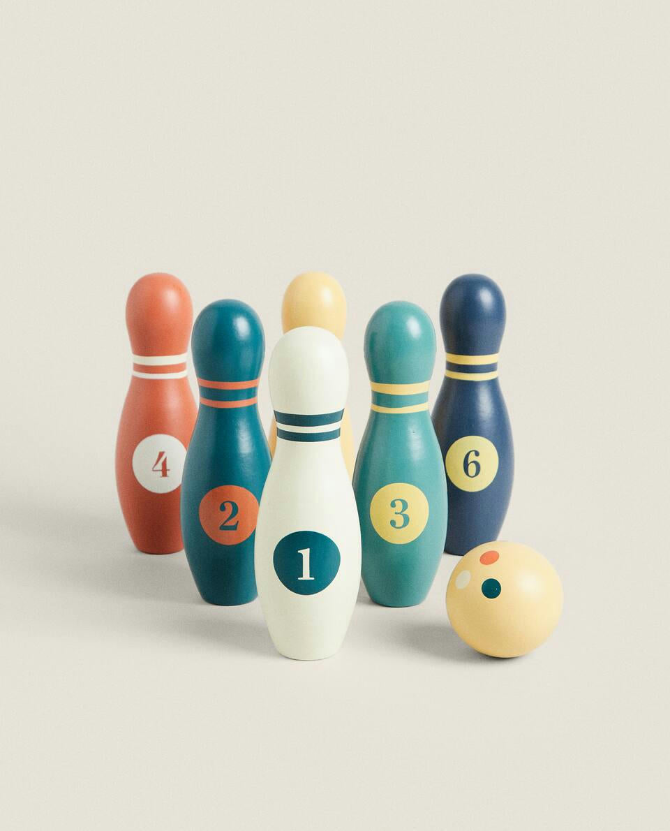 CHILDREN'S LE PETIT NICOLAS  BOWLING SET